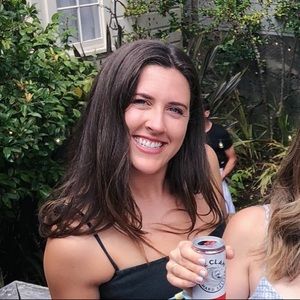 Meet your Posher, Lauren